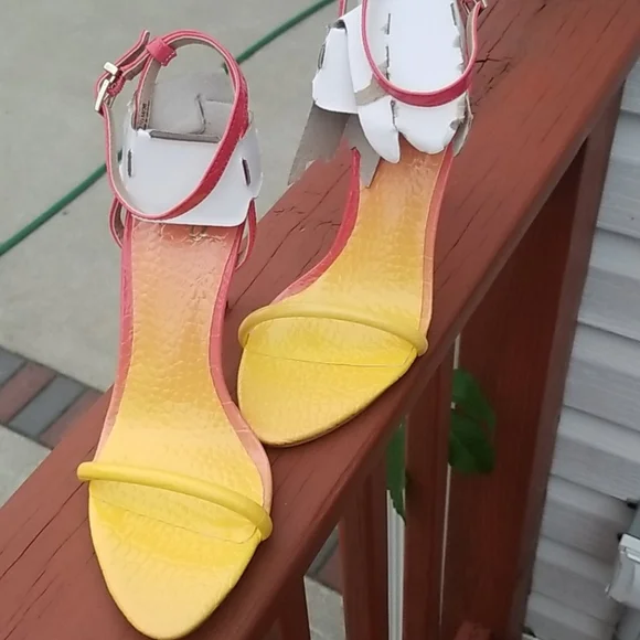 new women's coral & yellow ombre heels...size 7.5 - Picture 2 of 6